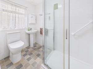 SHOWER ROOM- click for photo gallery